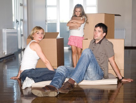 Queens Park access and parking-friendly moving service